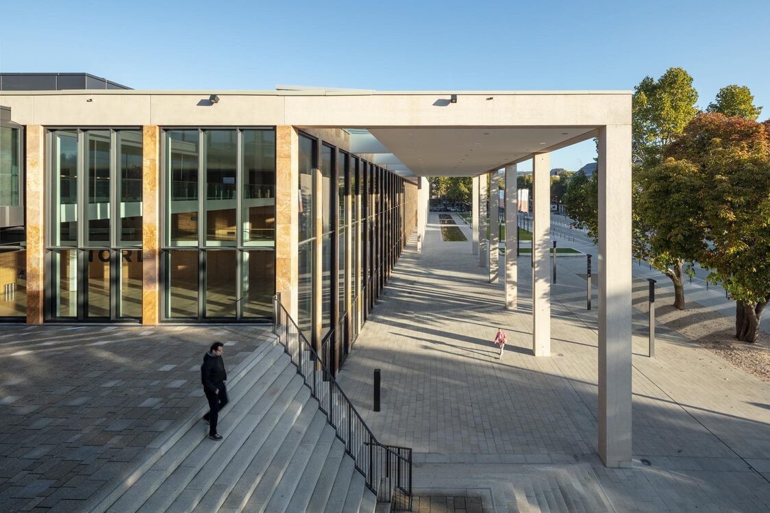 Außenansicht RMCC öffentliche Durchwegung