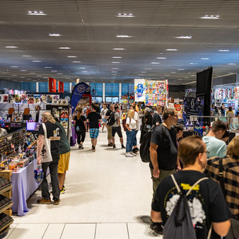 Connichi Gäste in der Messehalle